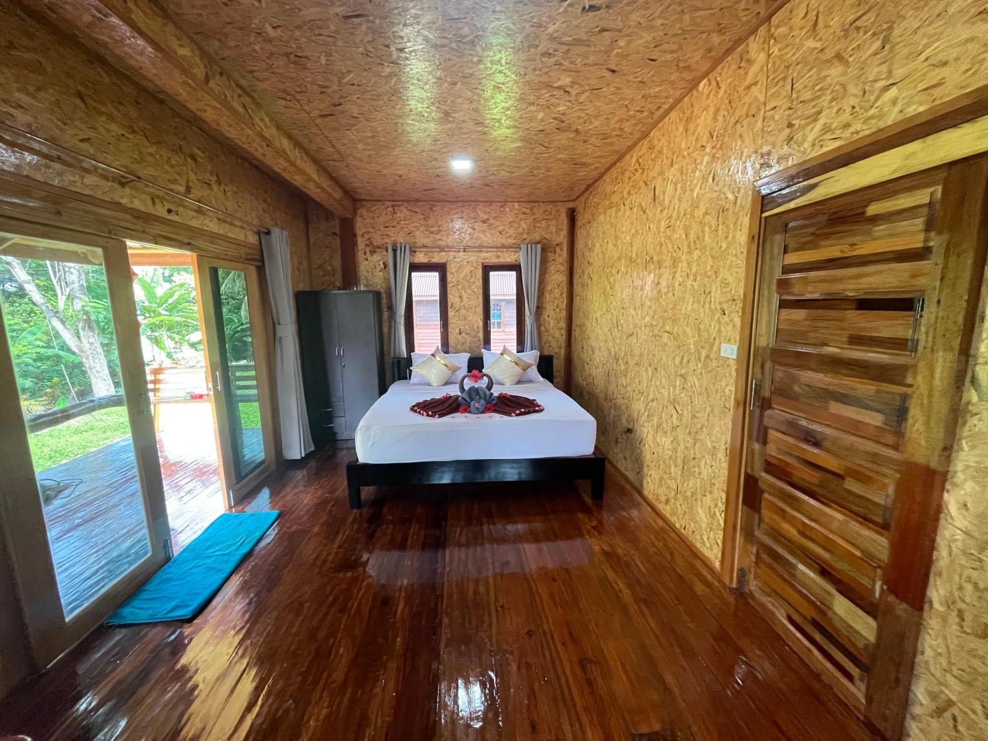 Koh Jum Home Stay Bagian luar foto