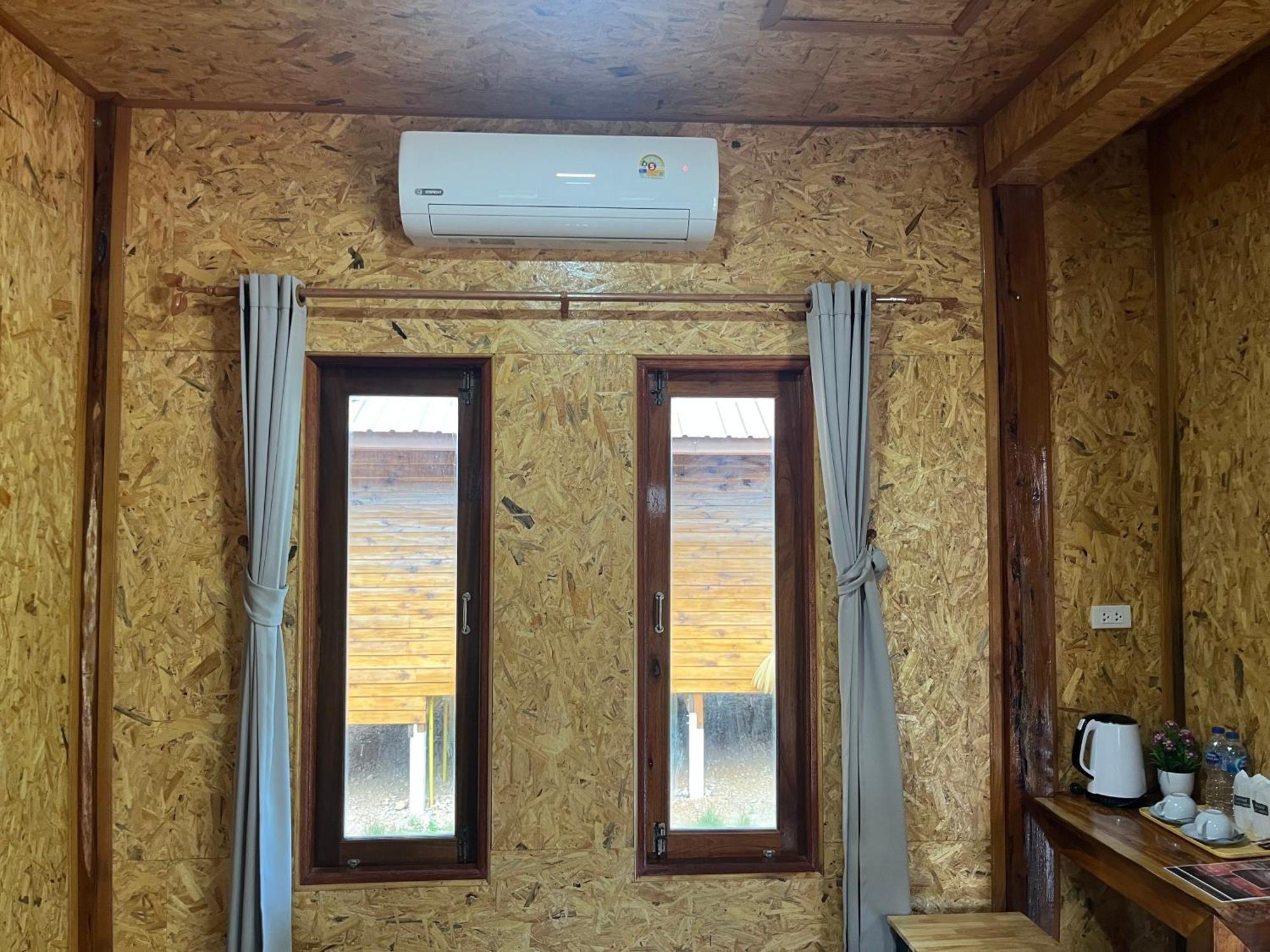 Koh Jum Home Stay Bagian luar foto