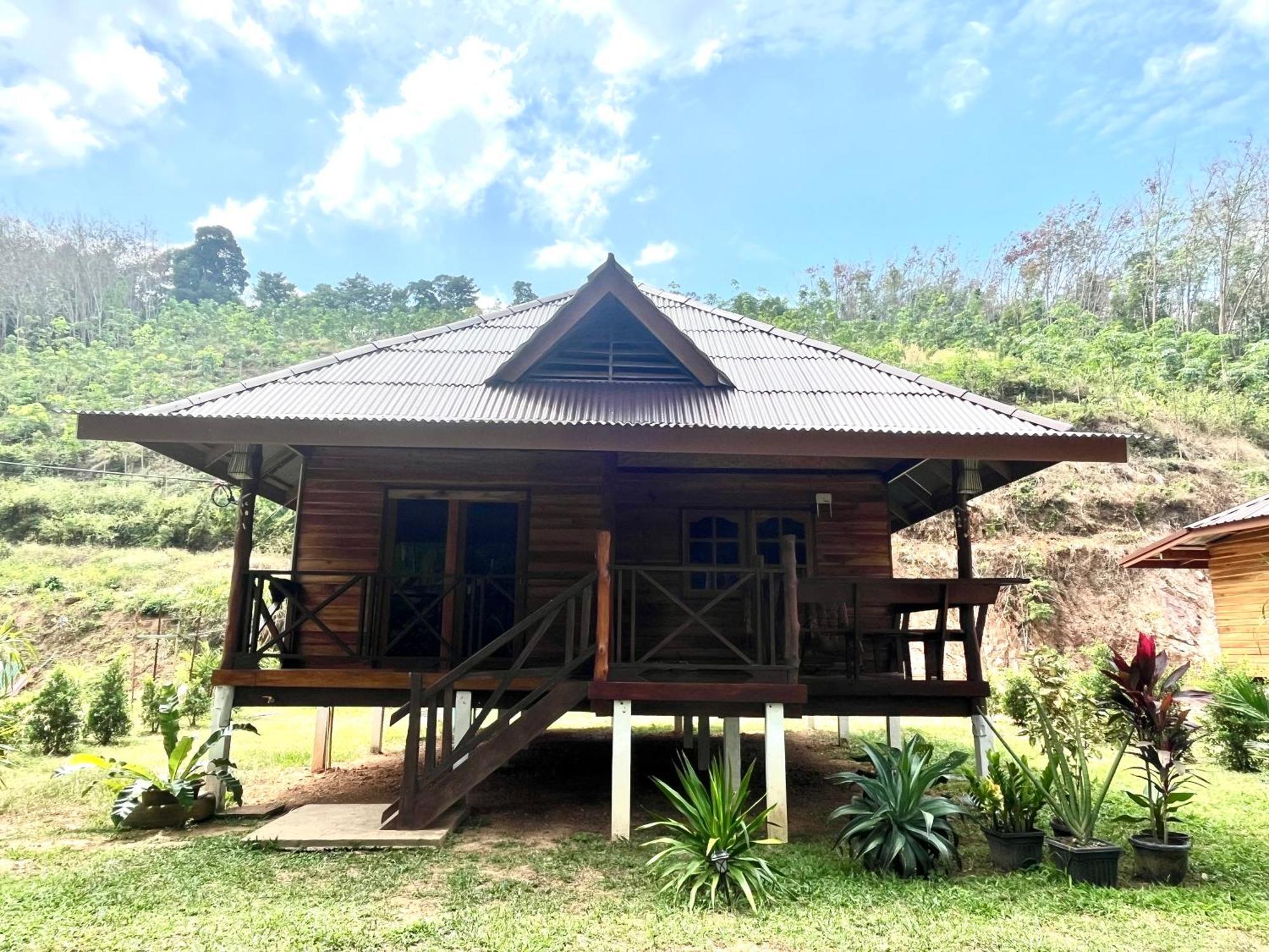 Koh Jum Home Stay Bagian luar foto