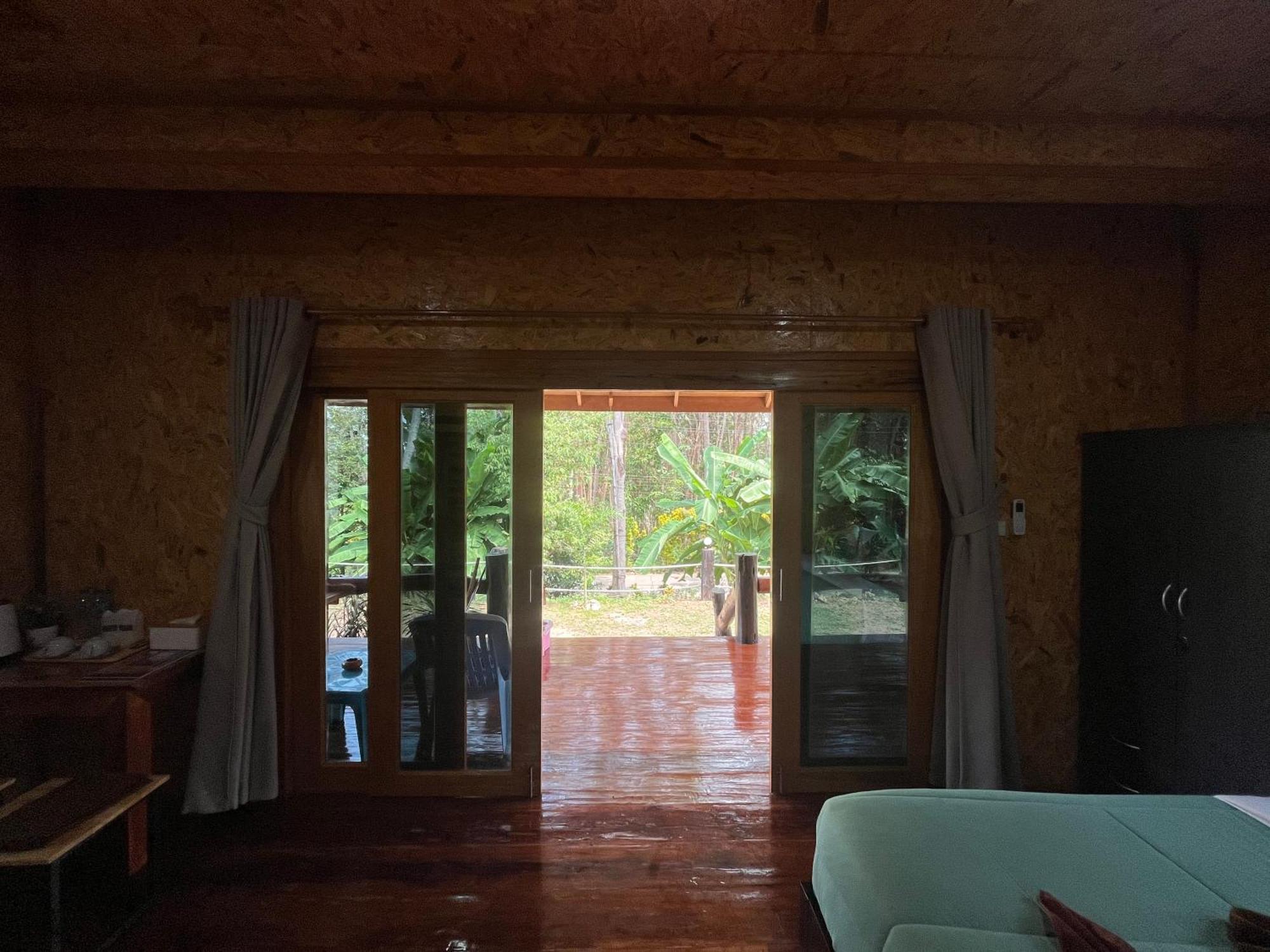 Koh Jum Home Stay Bagian luar foto