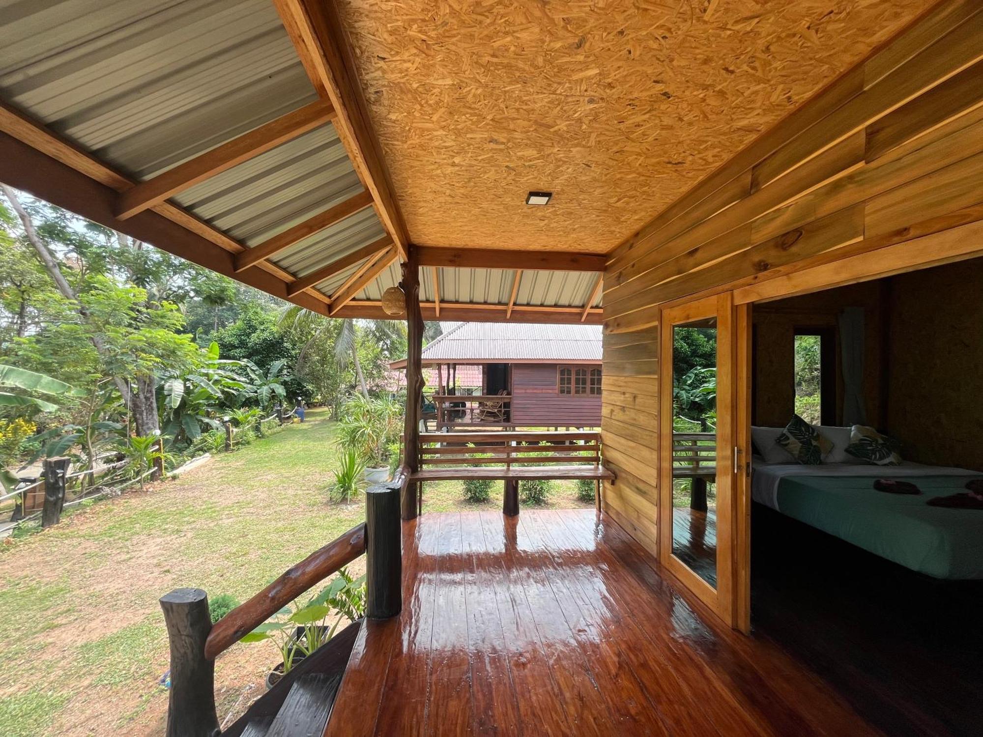 Koh Jum Home Stay Bagian luar foto